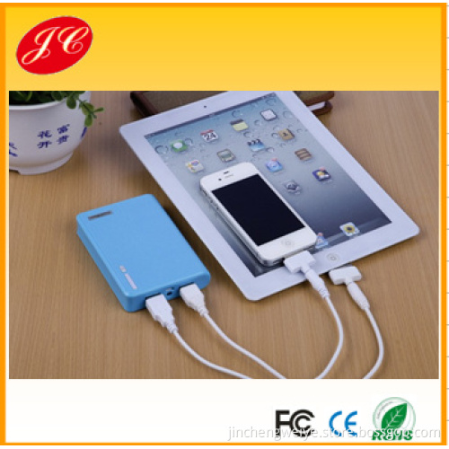 8800mAh High Capacity Power Bank with Dual USB Output